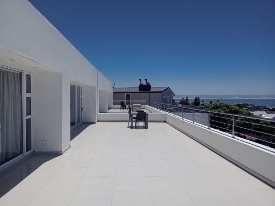 5 Bedroom Property for Sale in Ferreira Town Eastern Cape